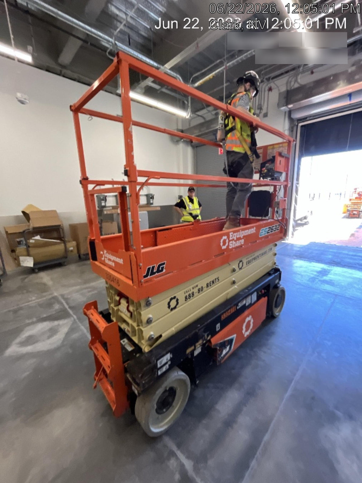 2023 JLG ES2632