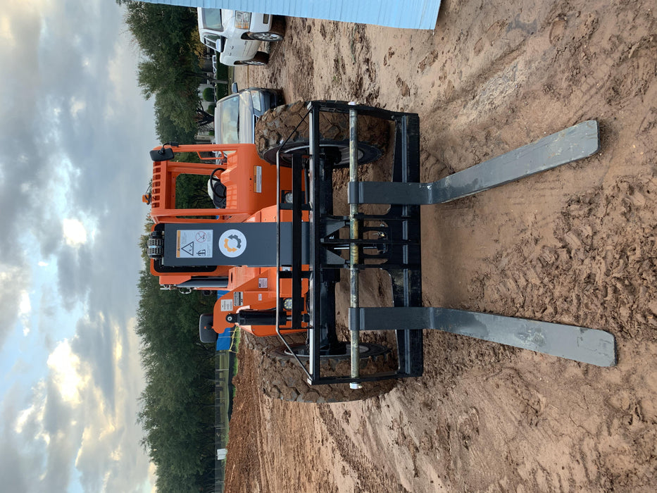 2020 Skytrak 8042 74 Hp, FF Tires, Work Lights, Beacon, Aux Hydraulics, Back up Alarm, Lifting Eye, ES Decals