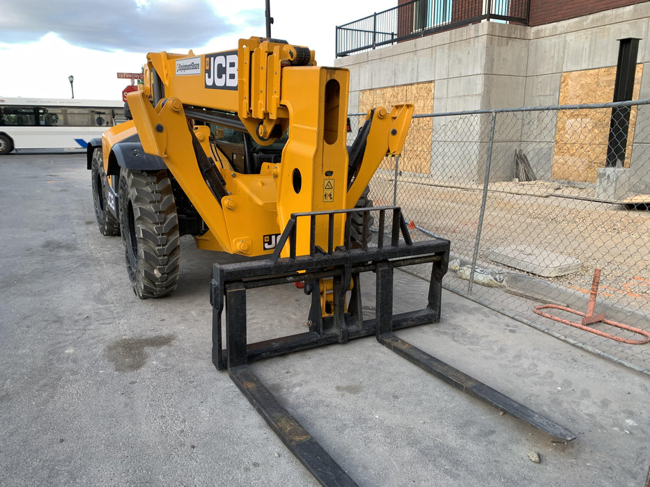 2020 JCB 510-56 Cab/Heat/Air, Solid Tires, Work Lights, Beacon, Aux Hydraulics, Back up Alarm, Lifting Eye, ES Decals