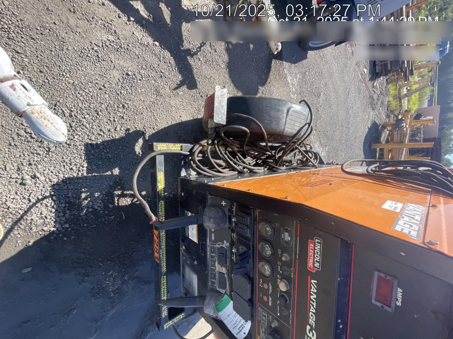 2021 Lincoln Electric Vantage 322 Vantage 322 Ready Pak 3 w/ Decals, ORANGE (includes trailer, cable rack, fender light kit) NO Telematics