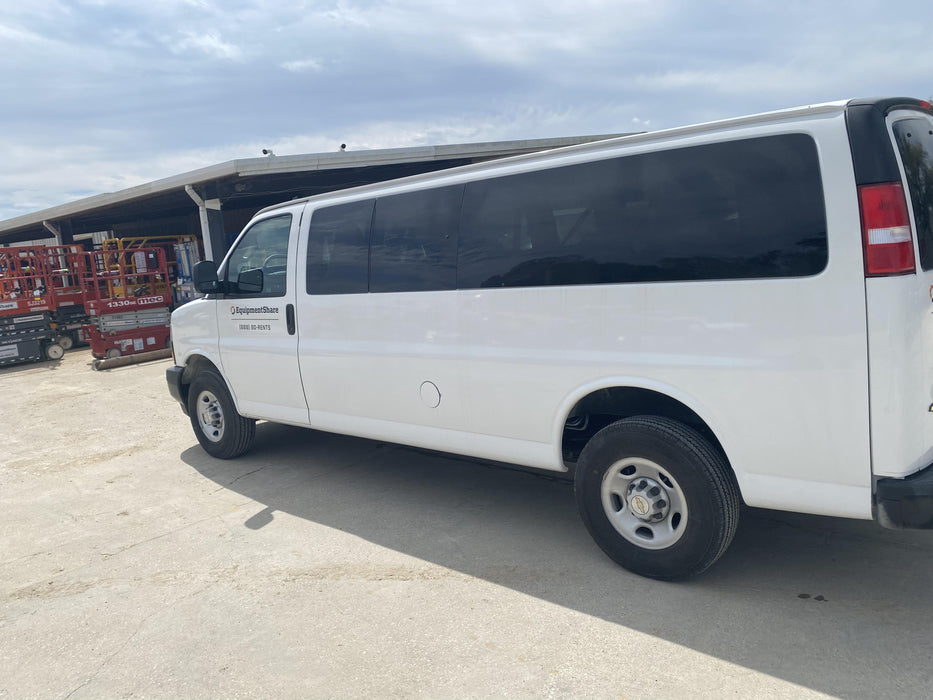 2023 CHEVROLET Express Van - Rental