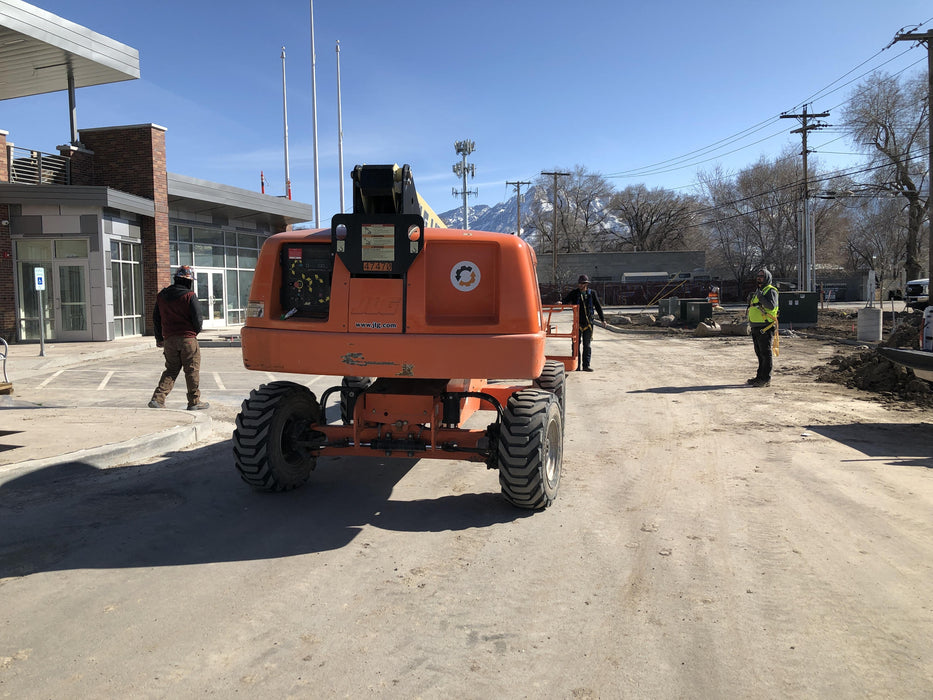 2019 JLG 460SJ