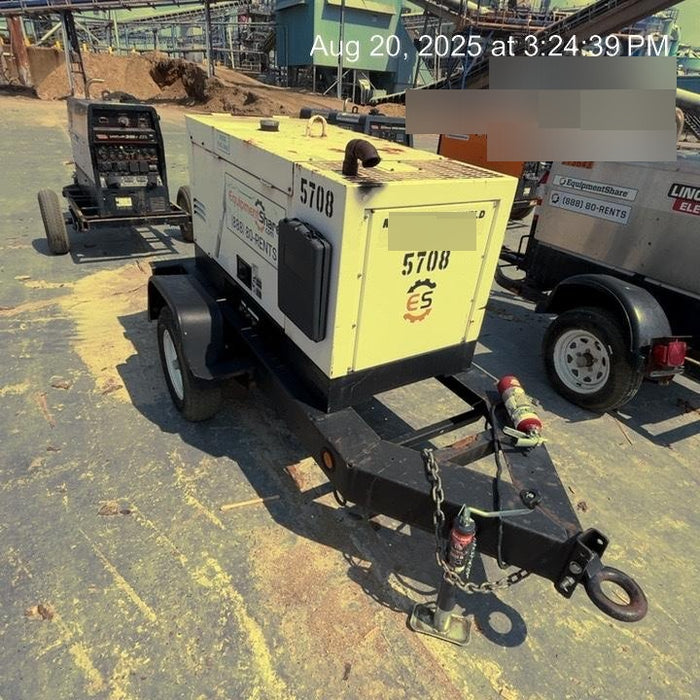 2017 Multiquip DLW400ESA4 MultiQuip 400 amp Welder, 14kW, 120/240V, T4F Kubota + 100' welding cable set