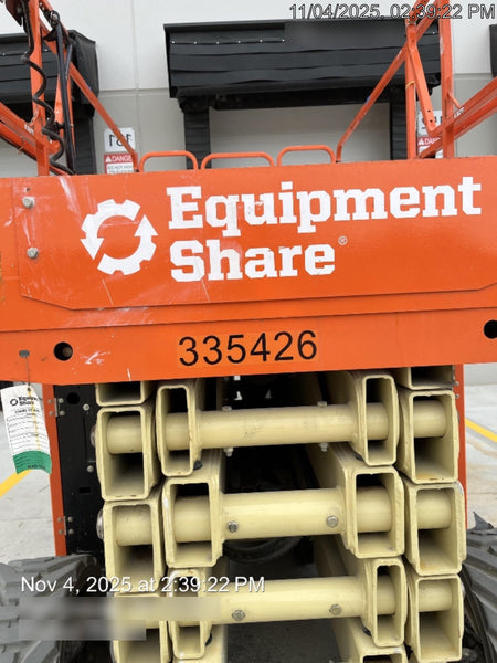 2023 JLG ERT4069