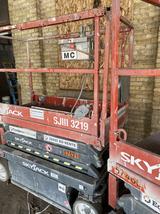 2016 Skyjack SJIII-3219 Standard Rental Specs