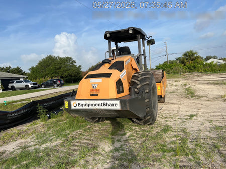 2023 CASE SV211E