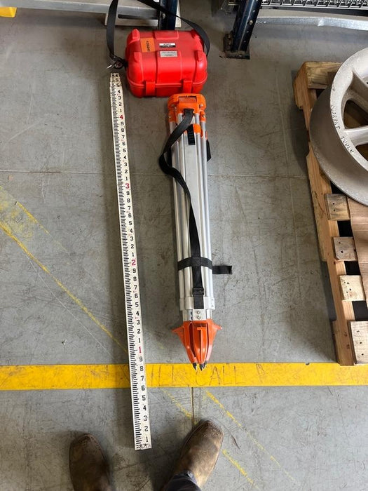 2020 LEICA Rugby 610