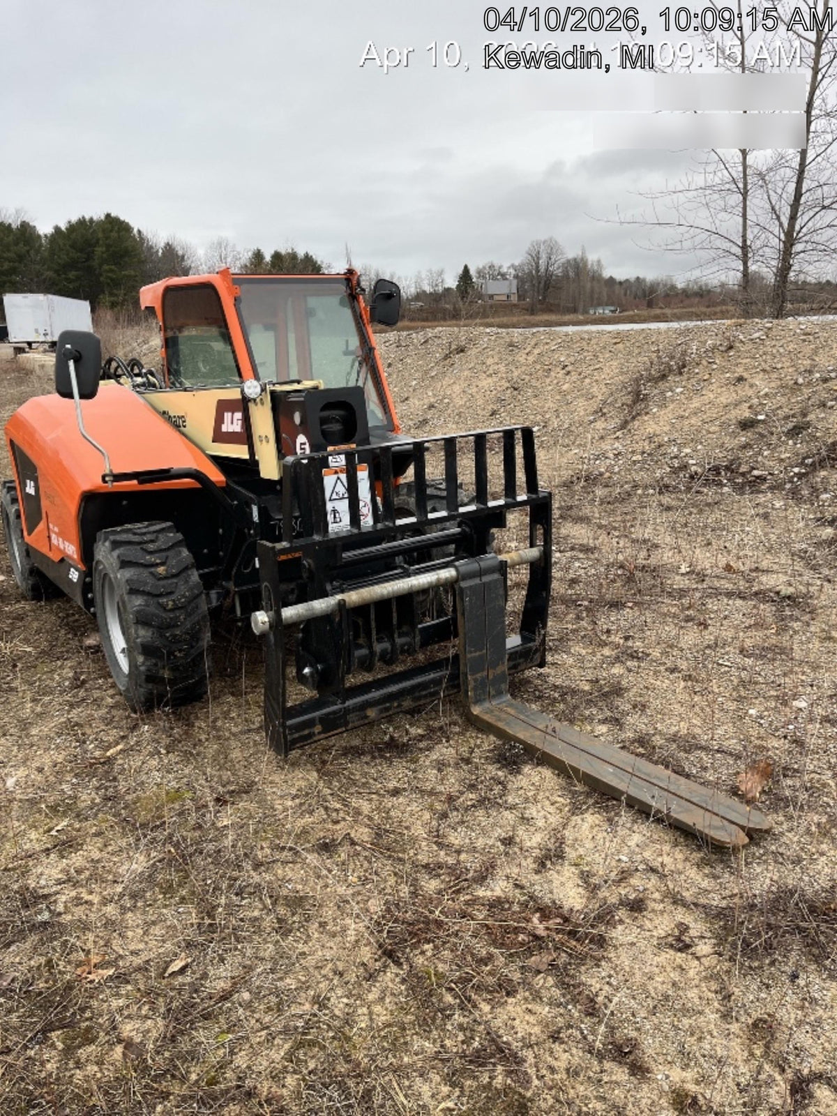 2025 JLG 519
