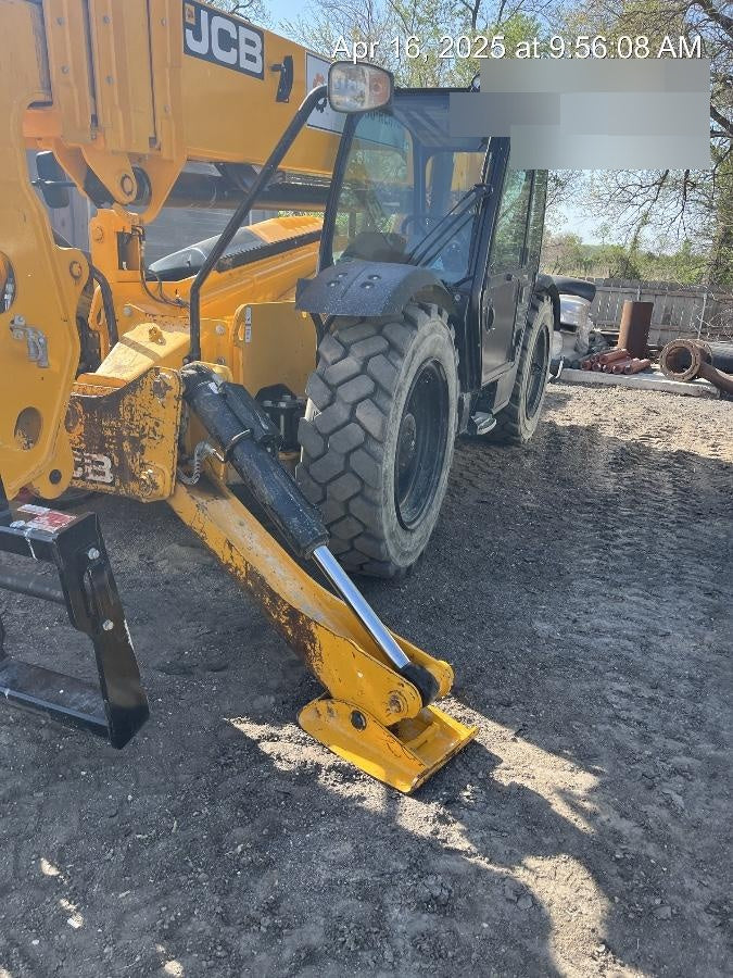 2022 JCB 512-56