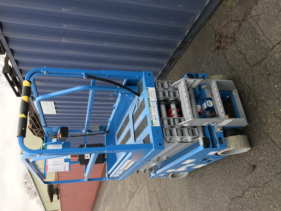 2019 Genie GS-1930 Fixed Rails with Chain Entry