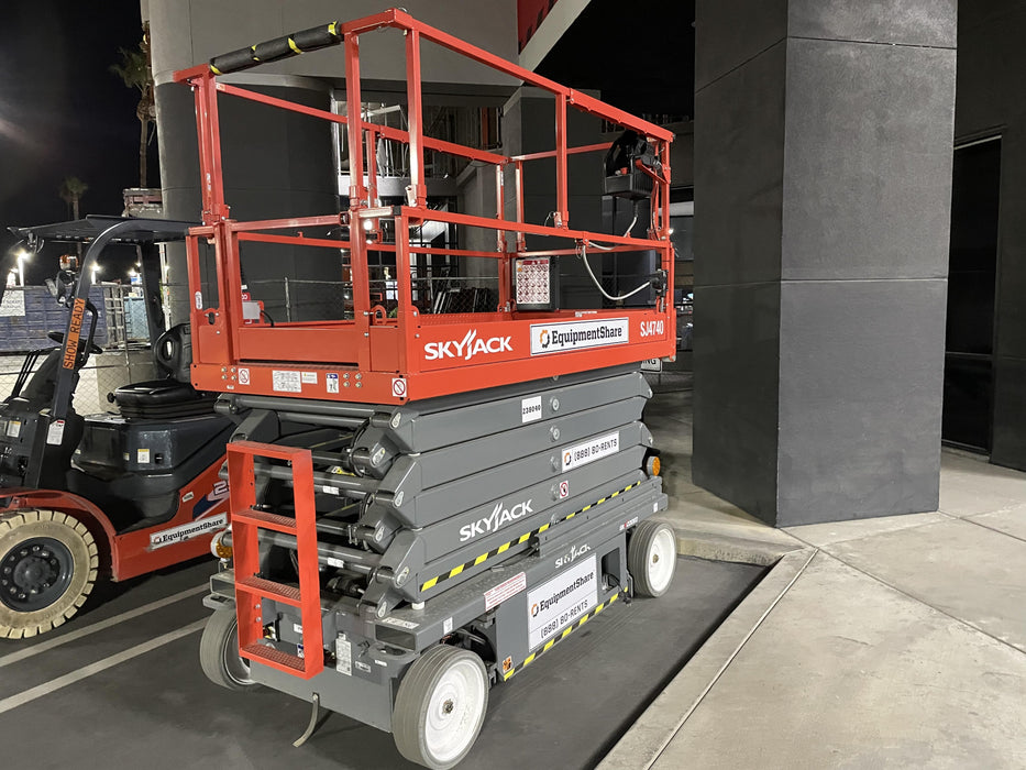 2022 SKYJACK SJ4740