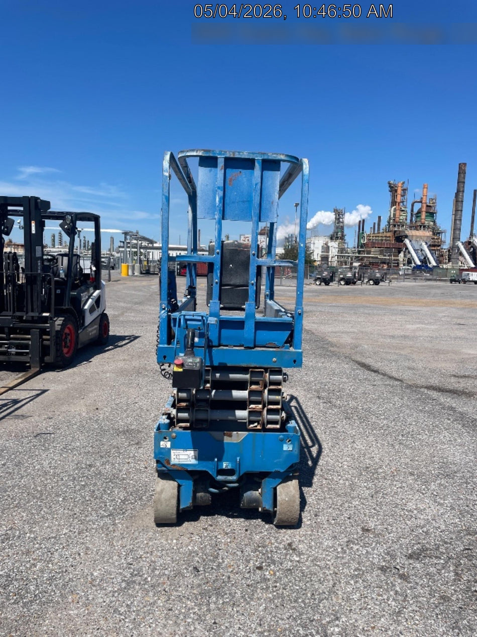 2019 Genie GS-1930 Fixed Rails with Chain Entry