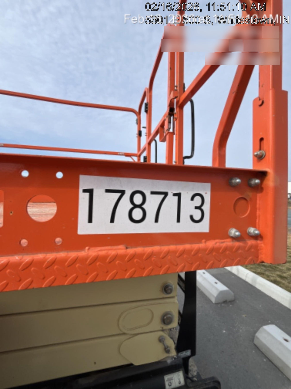 2021 JLG ERT4069