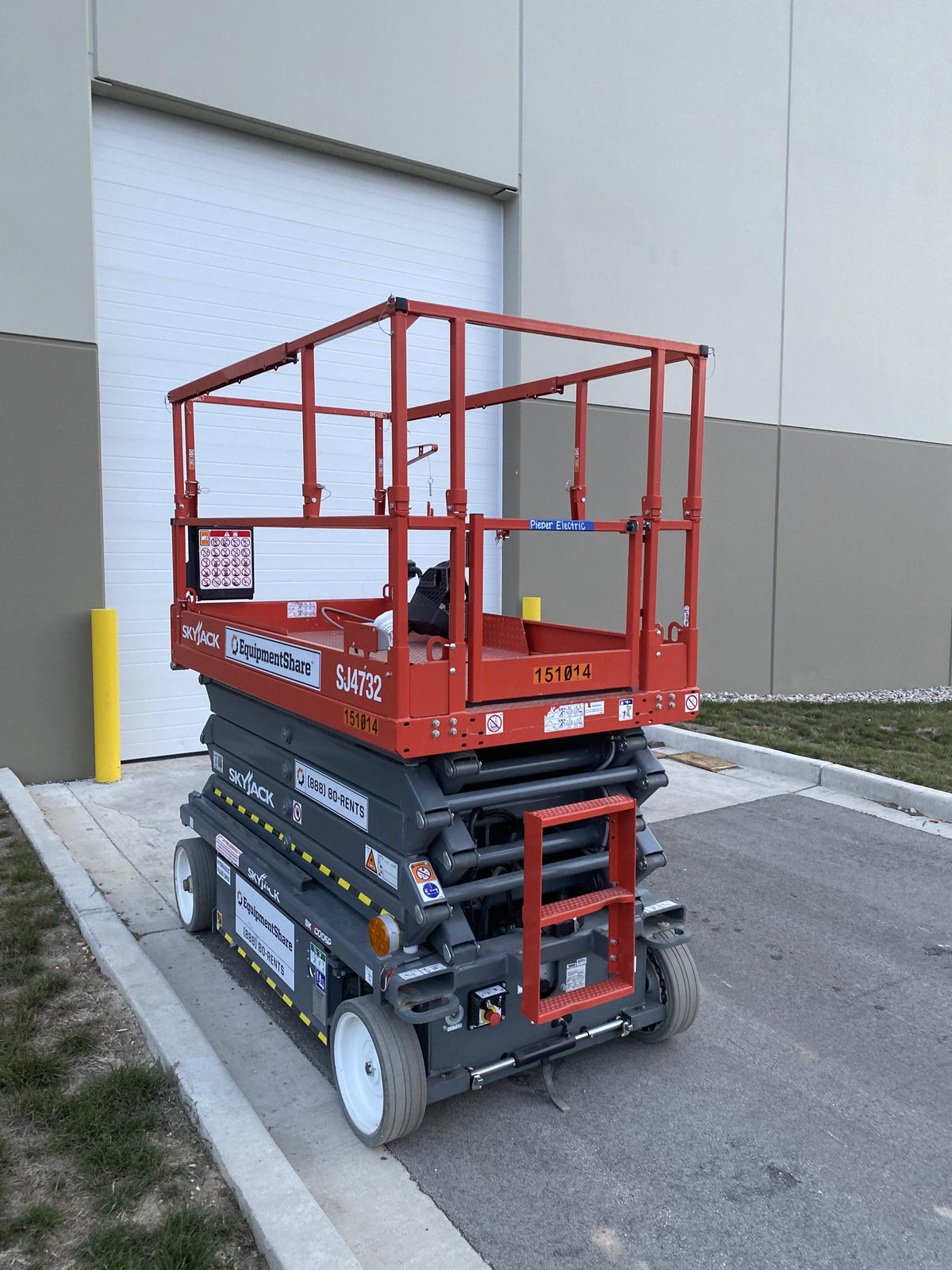 2021 SKYJACK SJ4732