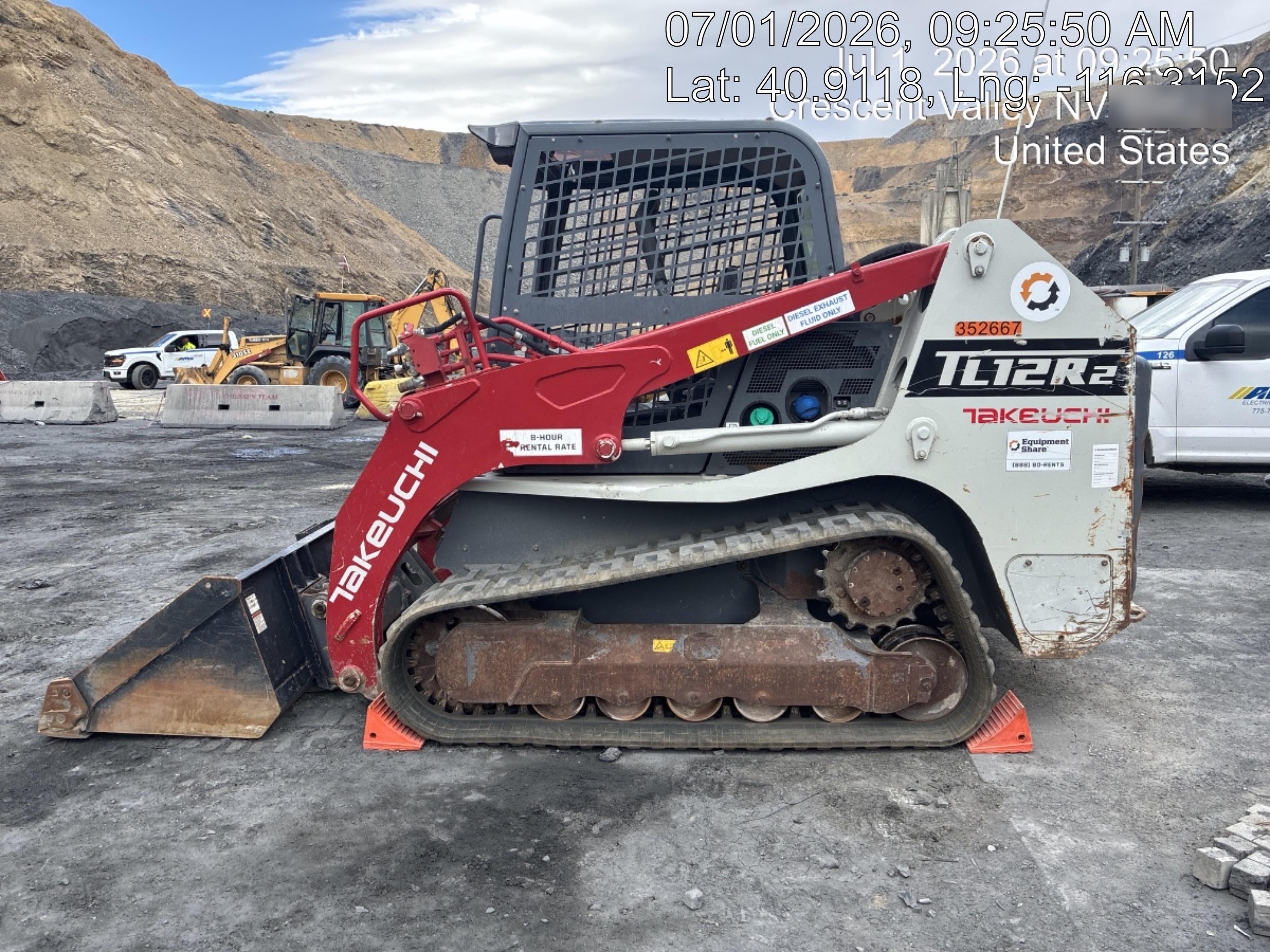 2023 TAKEUCHI TL12R2-R