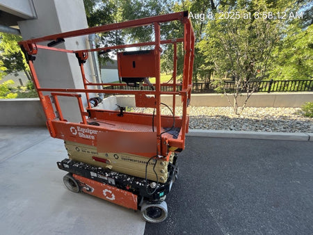 2022 JLG ES1932