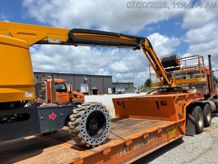 2019 JLG 400S