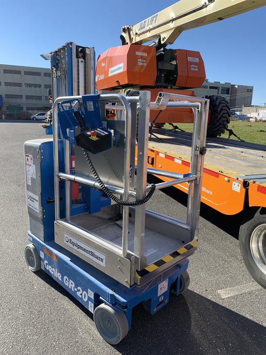 2021 GENIE GR-20