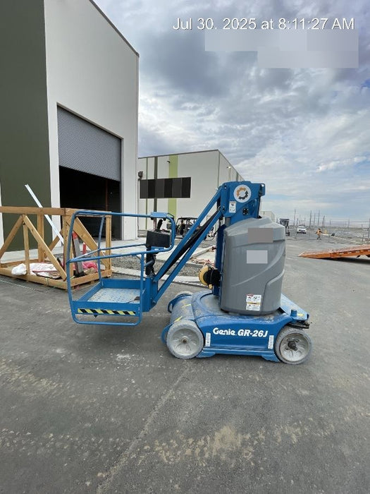 2020 GENIE GR-26J