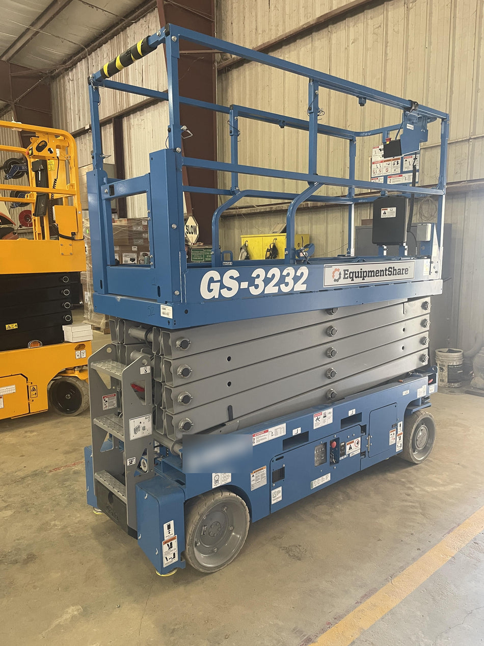 2022 GENIE GS-3232