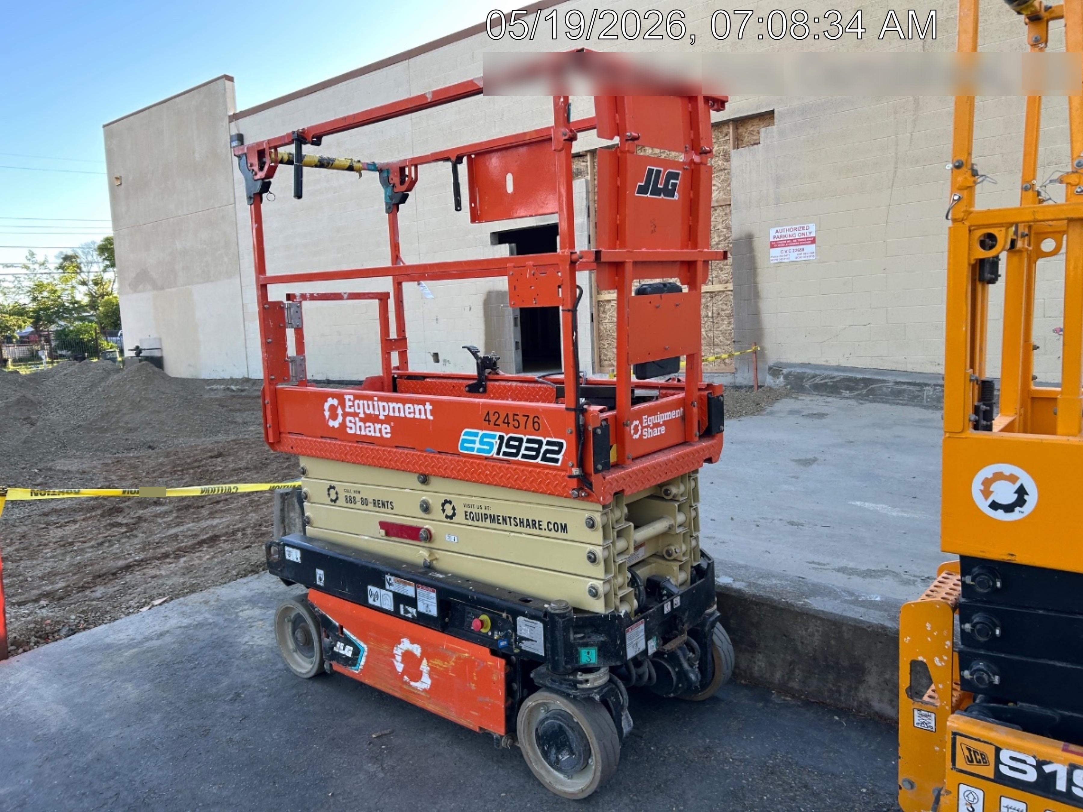 2024 JLG ES1932