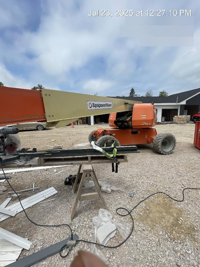 2019 JLG 660SJ