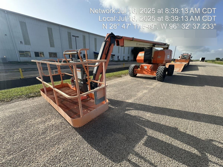 2019 JLG 800AJ Deutz Diesel Engine, FF Tires, Welder-Ready Package, Rotating Beacon