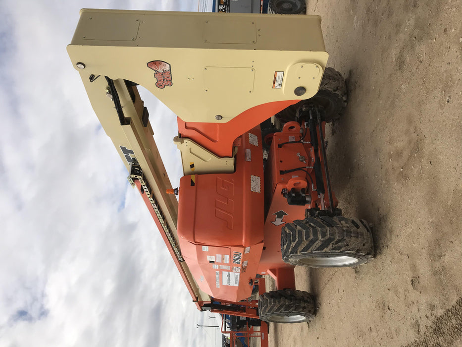 2019 JLG 800AJ