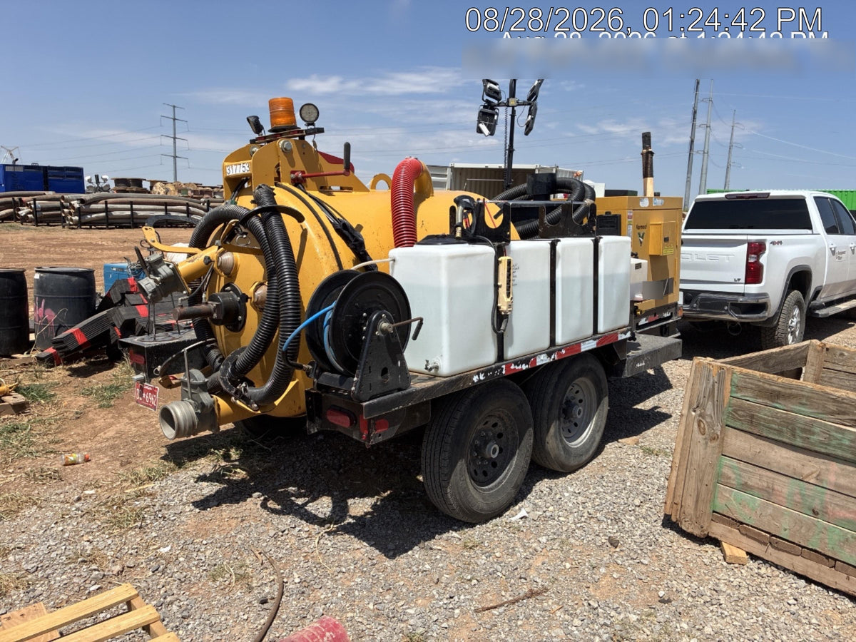 2023 Vac-Tron LP573XDT T4 Koehler Diesel Engine, 500 Gallon Debris Tank, x2 100 Gallon Water Tanks