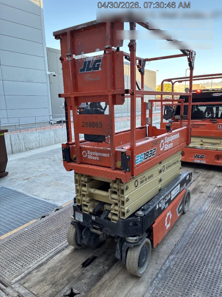 2022 JLG ES1932