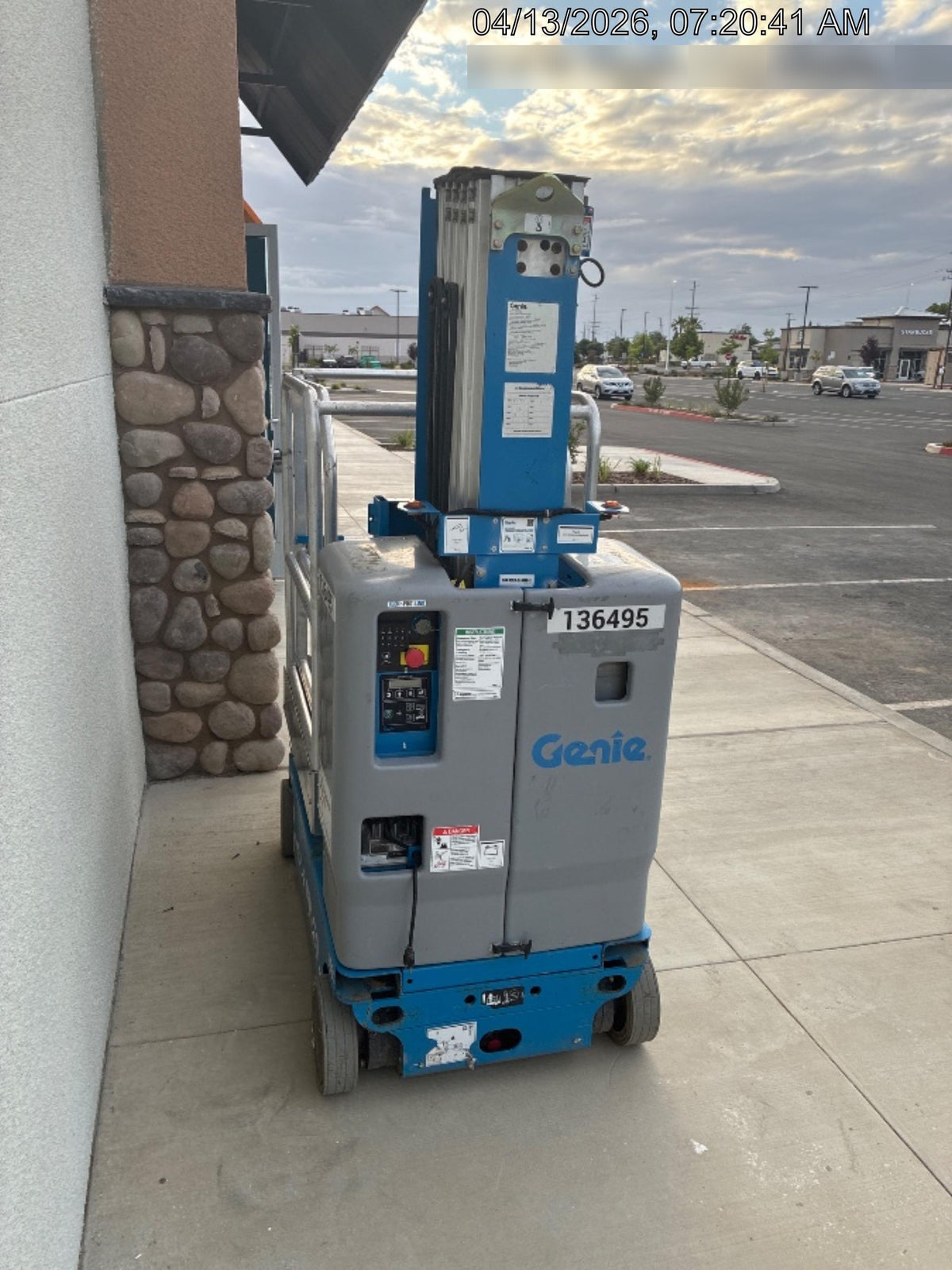 2021 GENIE GR-20