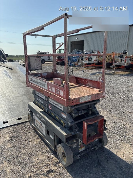 2017 Skyjack SJIII-3219 Skyjack SJ3219 w/Trojan Battery Set, Extended Warranty 5yr/5k hr