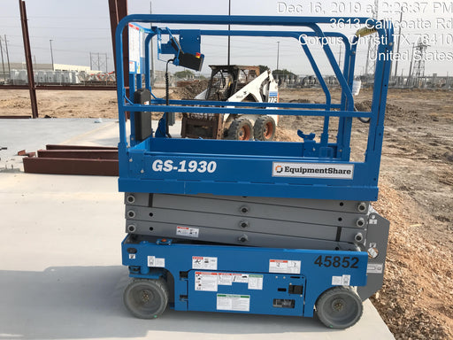 2019 Genie GS-1930 Fixed rails with chain Entry