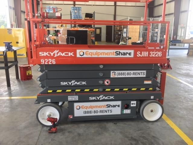 2018 Skyjack SJIII-3226 Skyjack SJIII3226 Scissor Lift w/Trojan Batteries