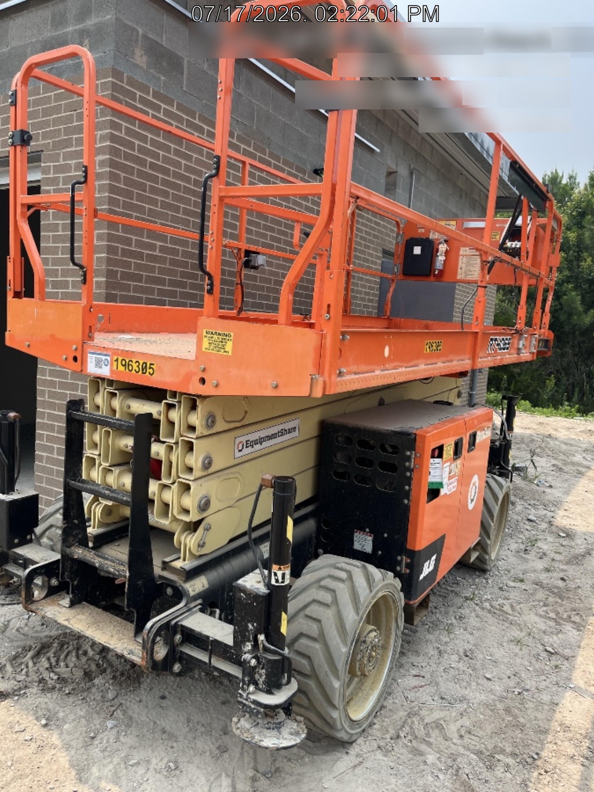 2021 JLG RT4069