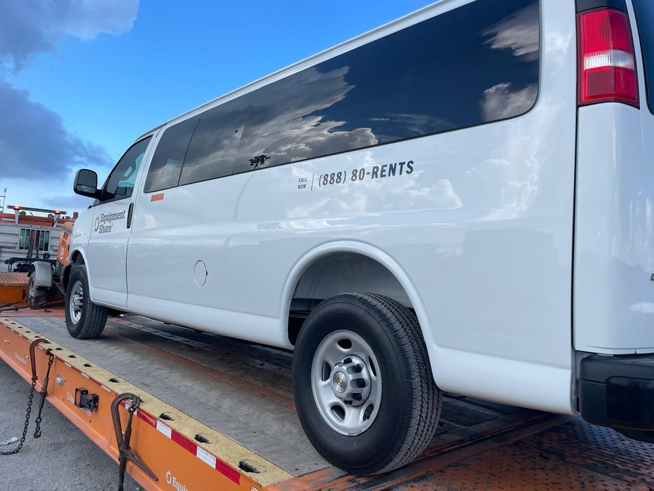 2025 CHEVROLET Express Van - Rental