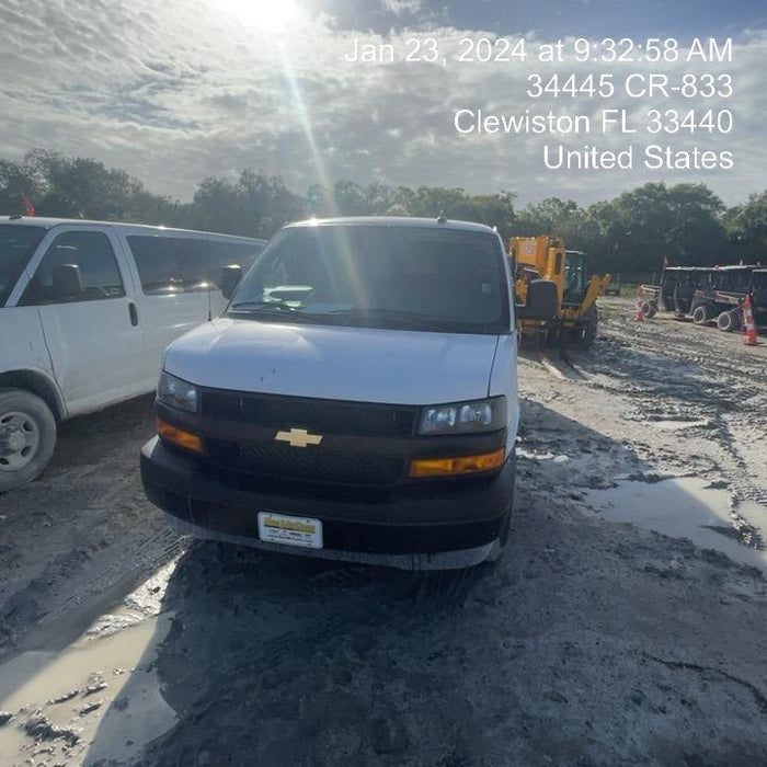 2023 CHEVROLET Express Van - Rental