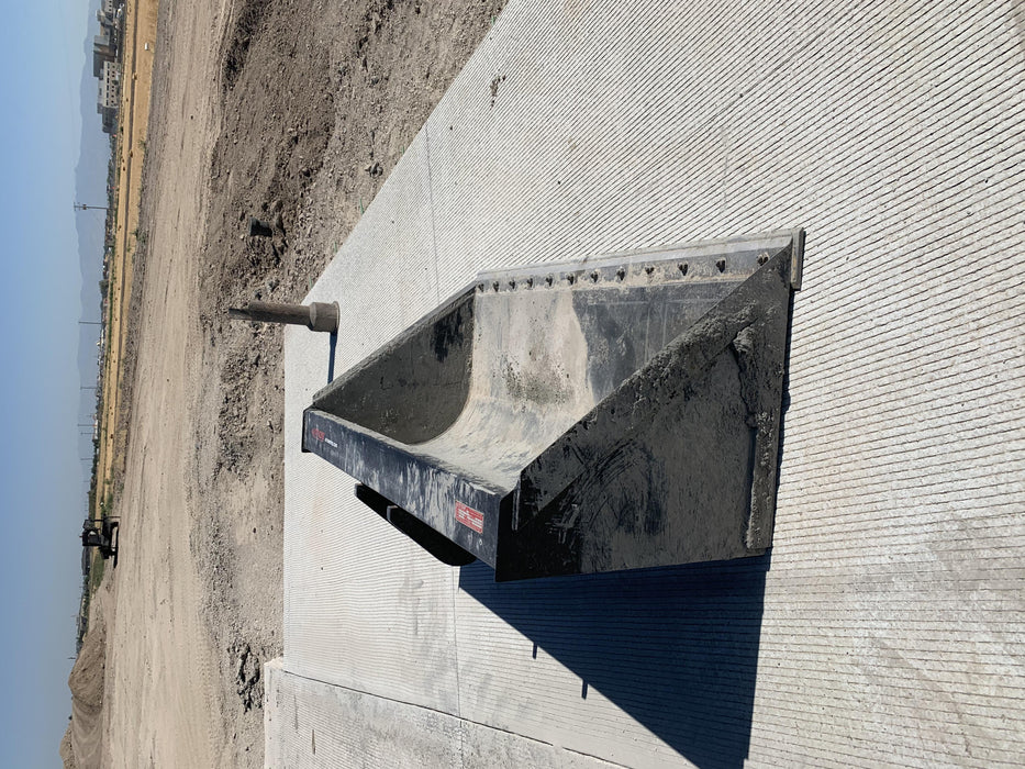 2019 ARROW MATERIAL HANDLING Telehandler Bucket Pin-On