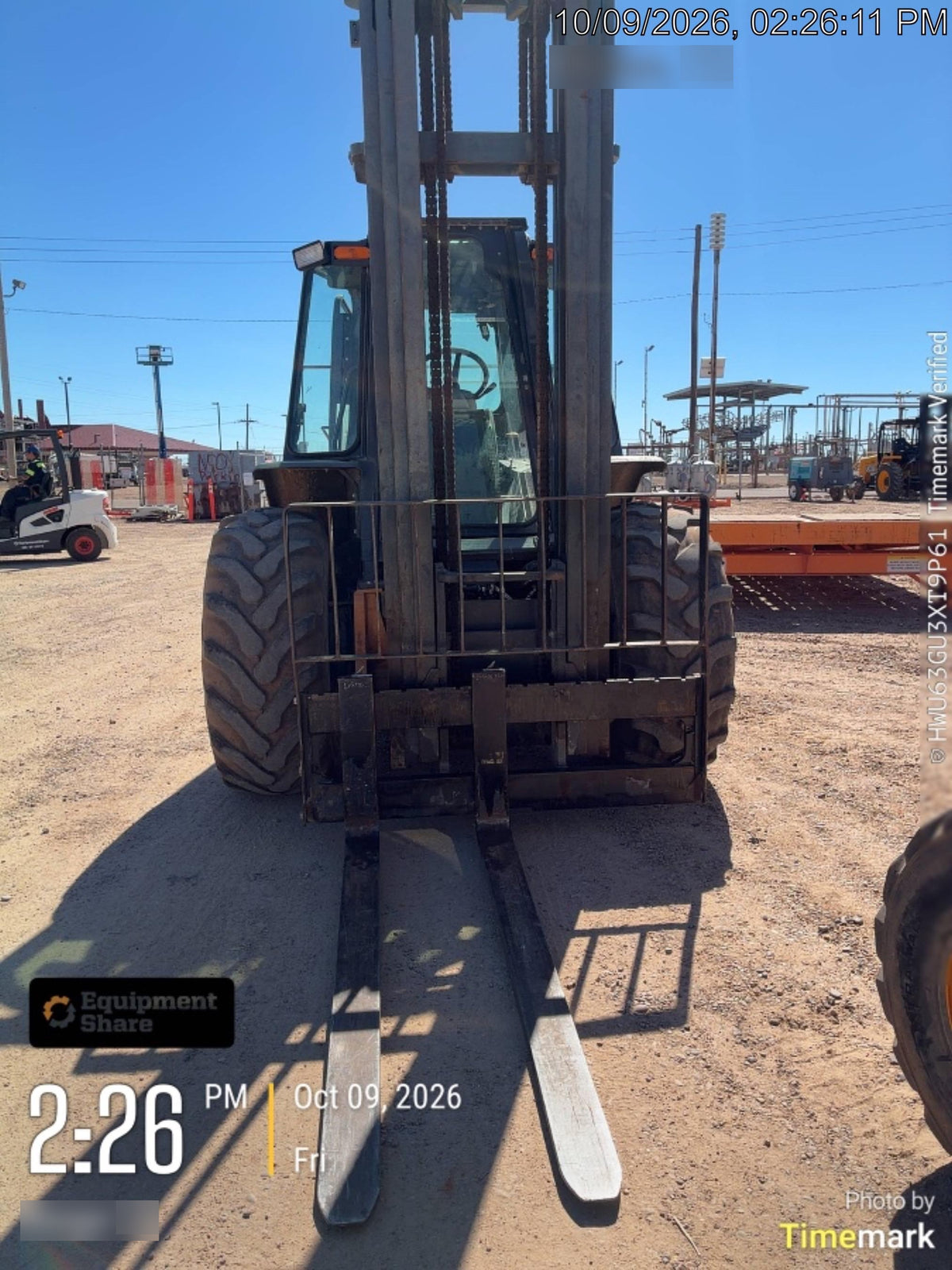 2021 CASE 588H