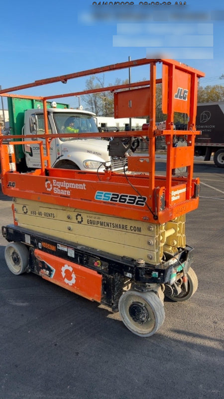 2022 JLG ES2632