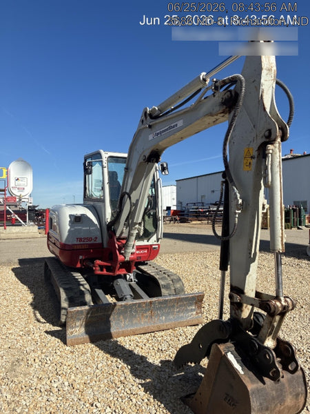 2024 TAKEUCHI TB250-2CR