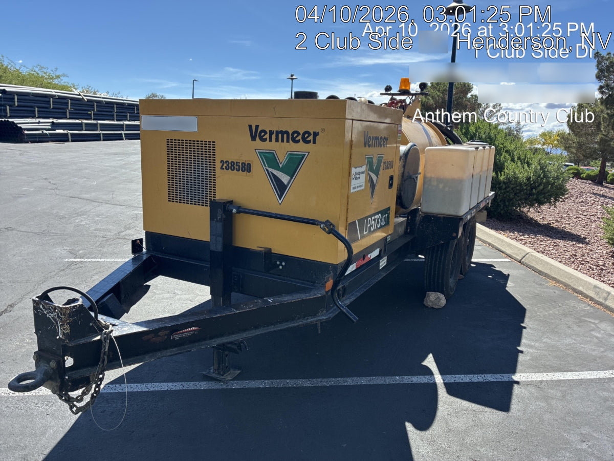 2022 Vac-Tron LP573XDT T4 Koehler Diesel Engine, 500 Gallon Debris Tank, x2 100 Gallon Water Tanks