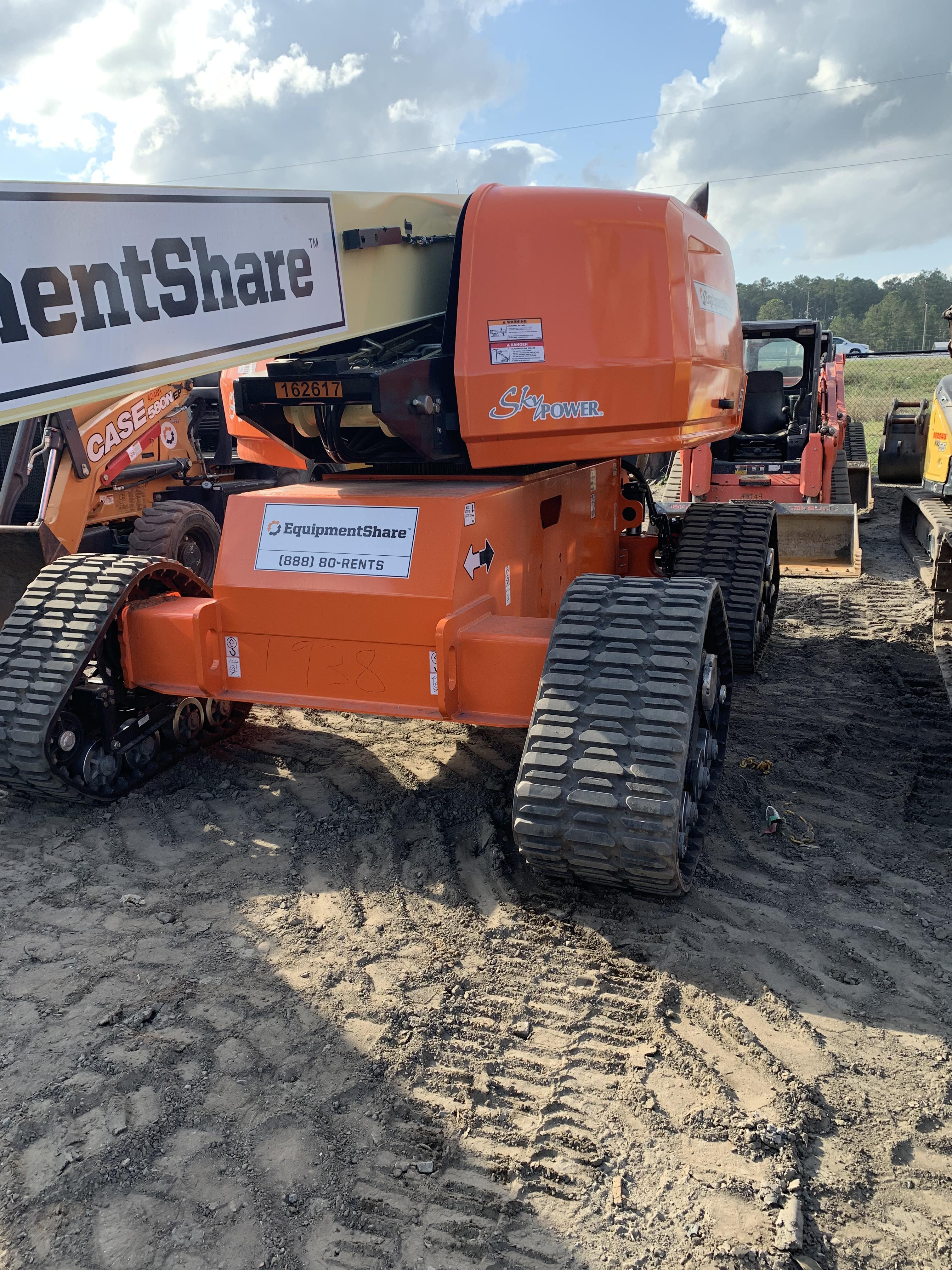 2021 JLG 660SJ Quad Track