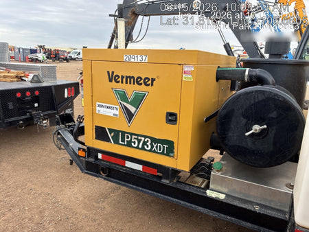 2022 VAC-TRON LP573XDT