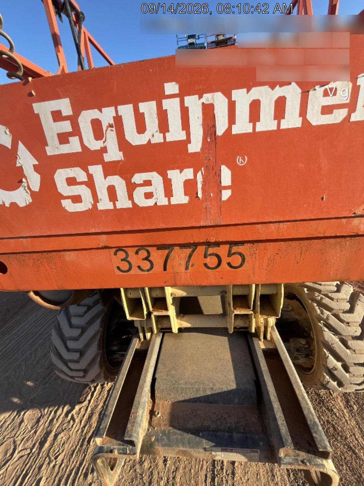 2023 JLG RT2669