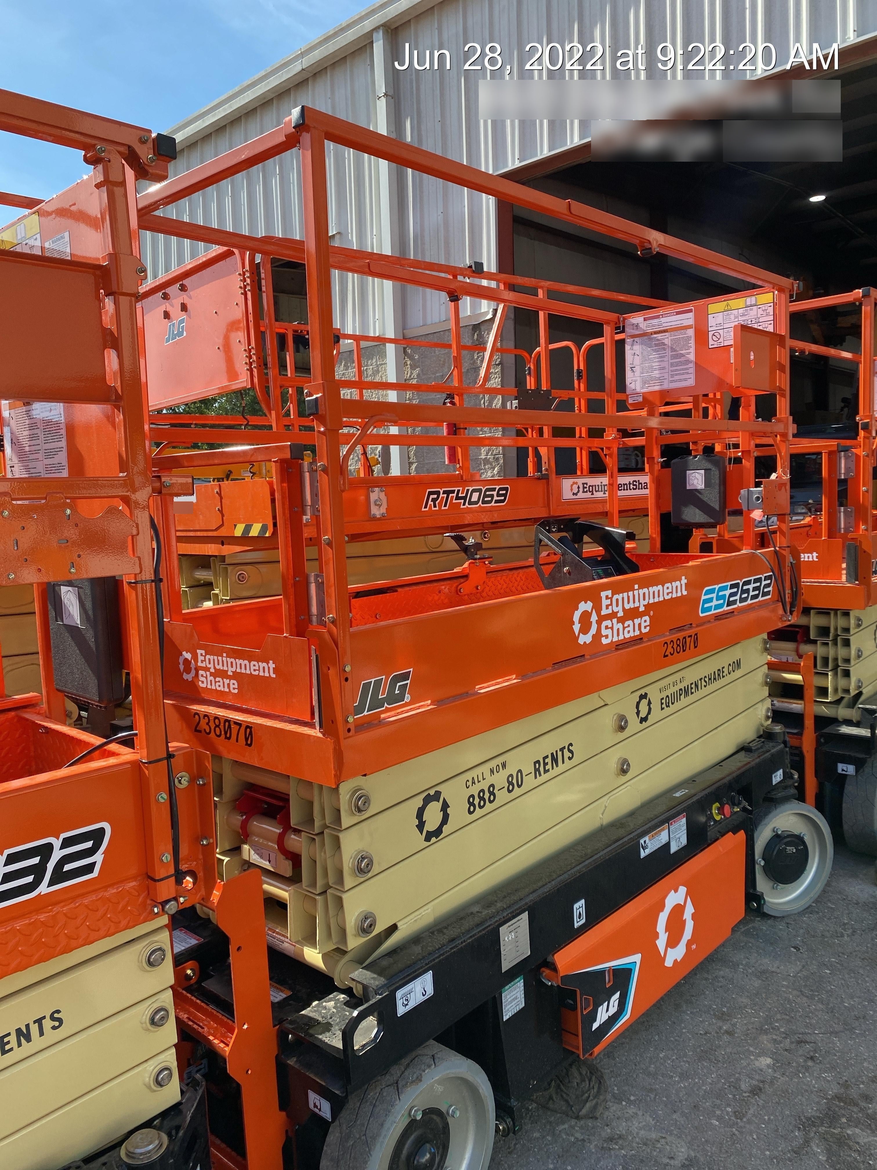 2022 JLG ES2632