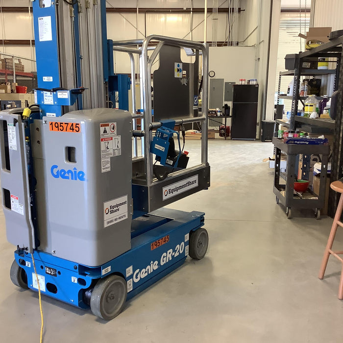 2021 GENIE GR-20