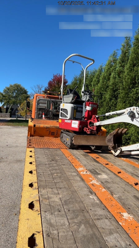 2022 TAKEUCHI TB210R