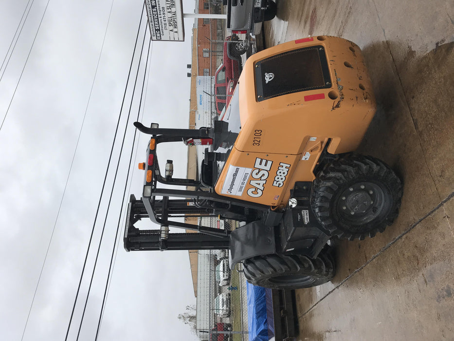 2019 CASE 588H