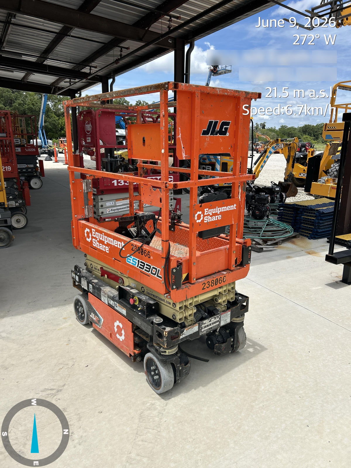 2022 JLG ES1330L